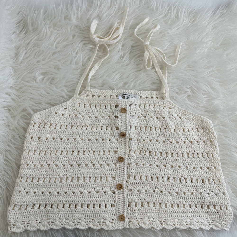 NWT American Eagle Women’s Cream Crochet Crop Top Size Small - Picture 2 of 8